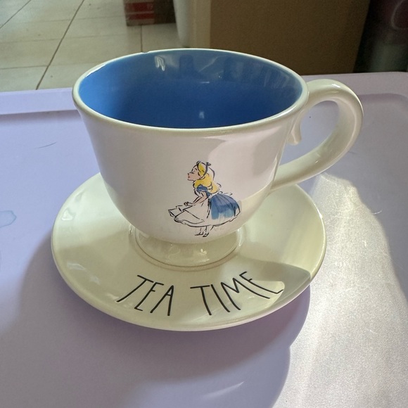 Rae Dunn Alice and wonderland tea cup ☕️ and saucer. NWT 🇺🇸 - Picture 1 of 4
